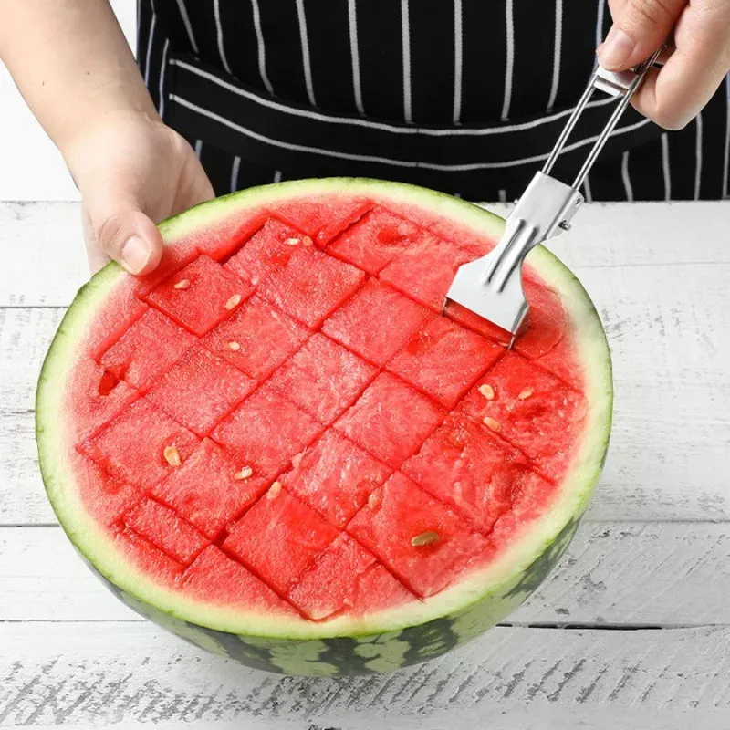 2-in-1 Foldable Watermelon Fork Slicer