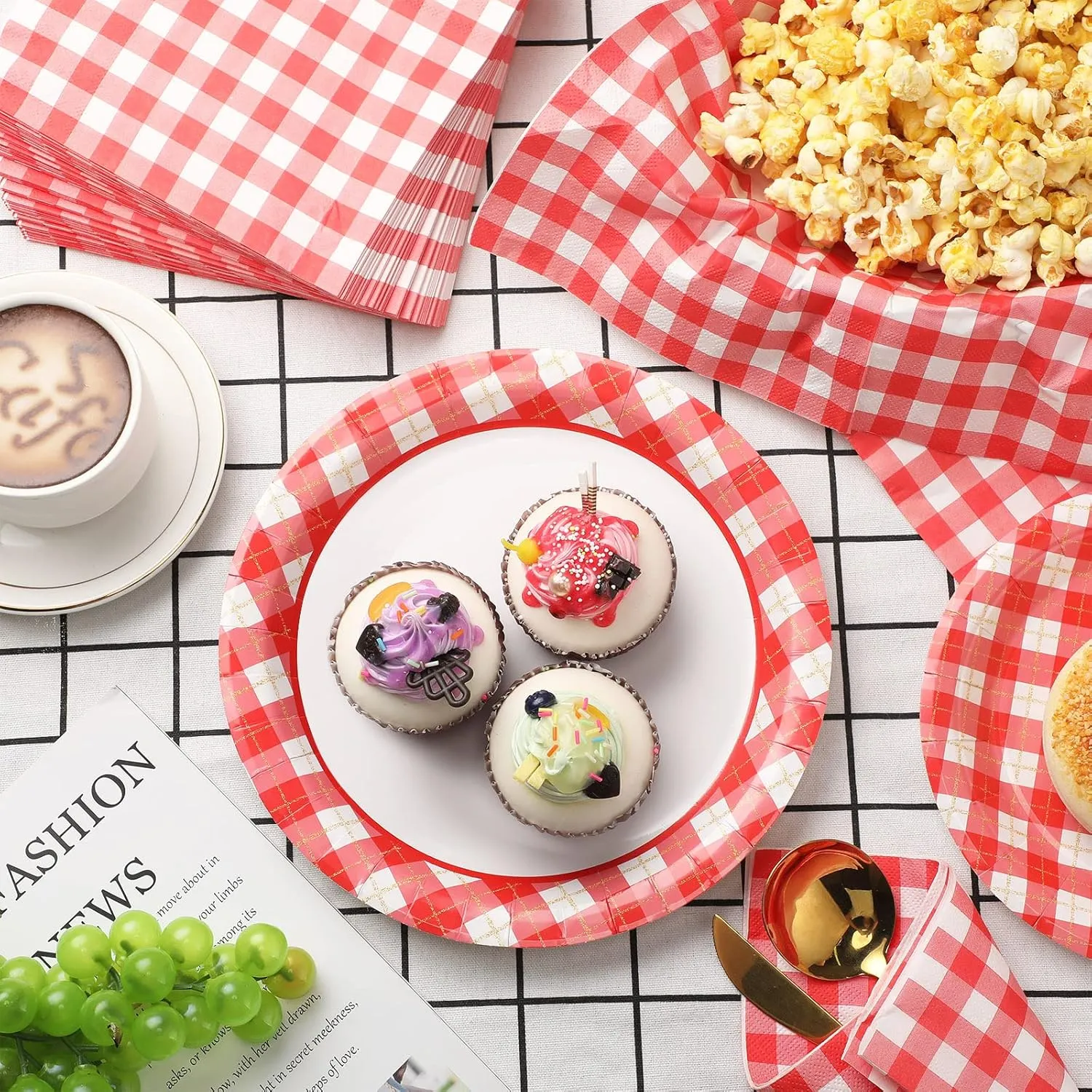 400 Pcs Red Gingham Party Supplies 100 9 Inch Plates 100 7 Inch Plate 200 Disposable Paper Luncheon Napkins Red and White Checkered Gingham Dinner for BBQ Picnic Birthday Party