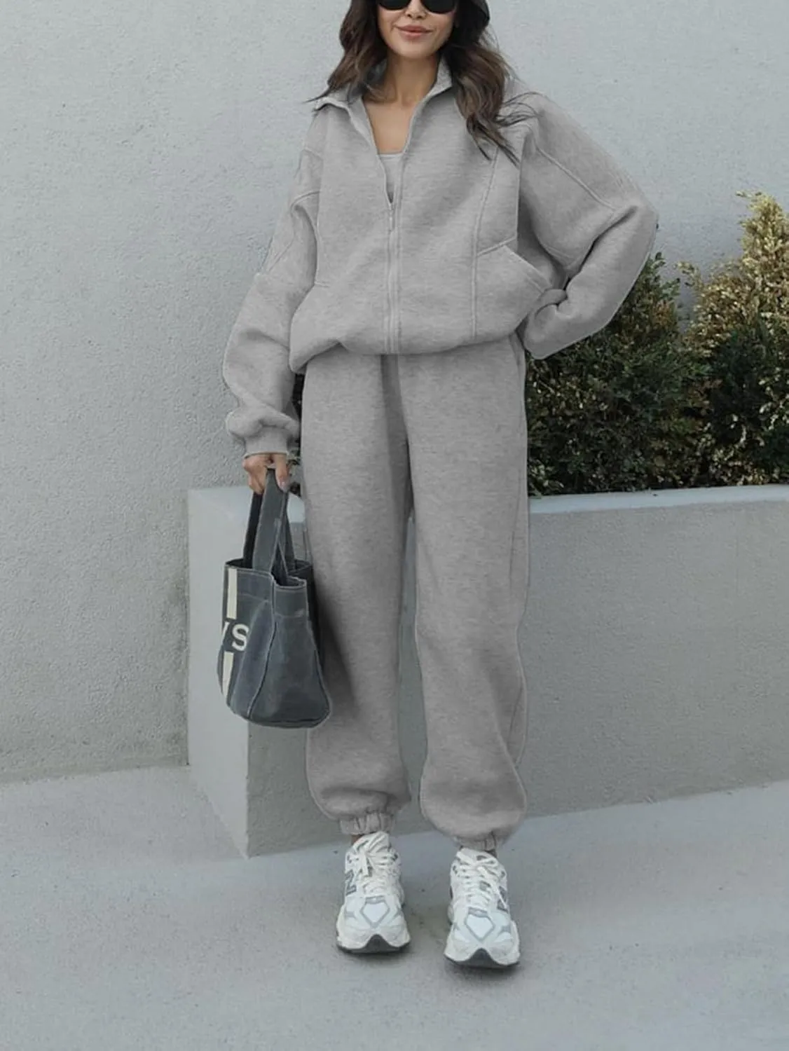 Alunzoem Sweatsuits for Women Set 2 Piece Outfits Long Sleeve Zip Up Jacket Oversized Sweatshirt Jogger Sweatpants Tracksuit