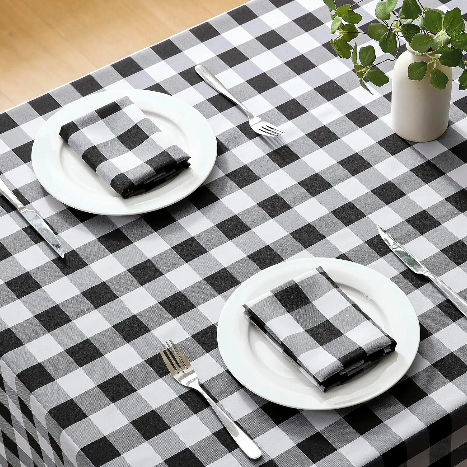 Checkered Tablecloth Rectangle Waterproof Gingham Table Cloth Washable Buffalo Plaid Table Cover Wrinkle Free for Kitchen, Dining and Outdoor Picnic, 60 x 84 Inch, Black and White