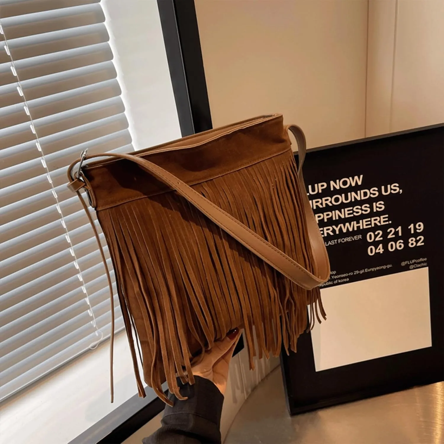 Crossbody Purse for Women Trendy Vintage Fringe Boho Tassel Handbag Shoulder Bag with Adjustable Strap