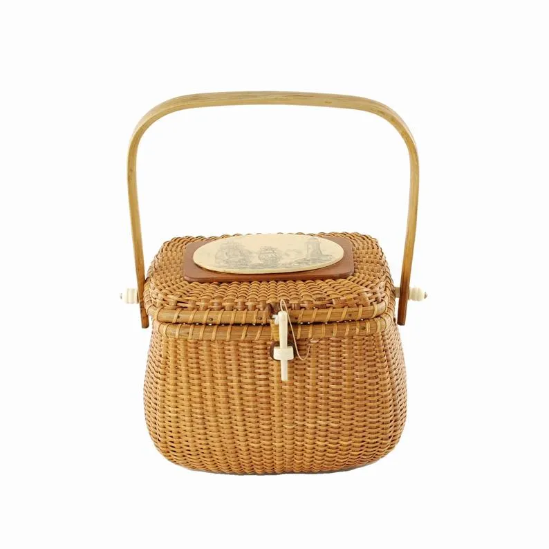 FARNUM NANTUCKET STYLE RATTAN CREEL BASKET
