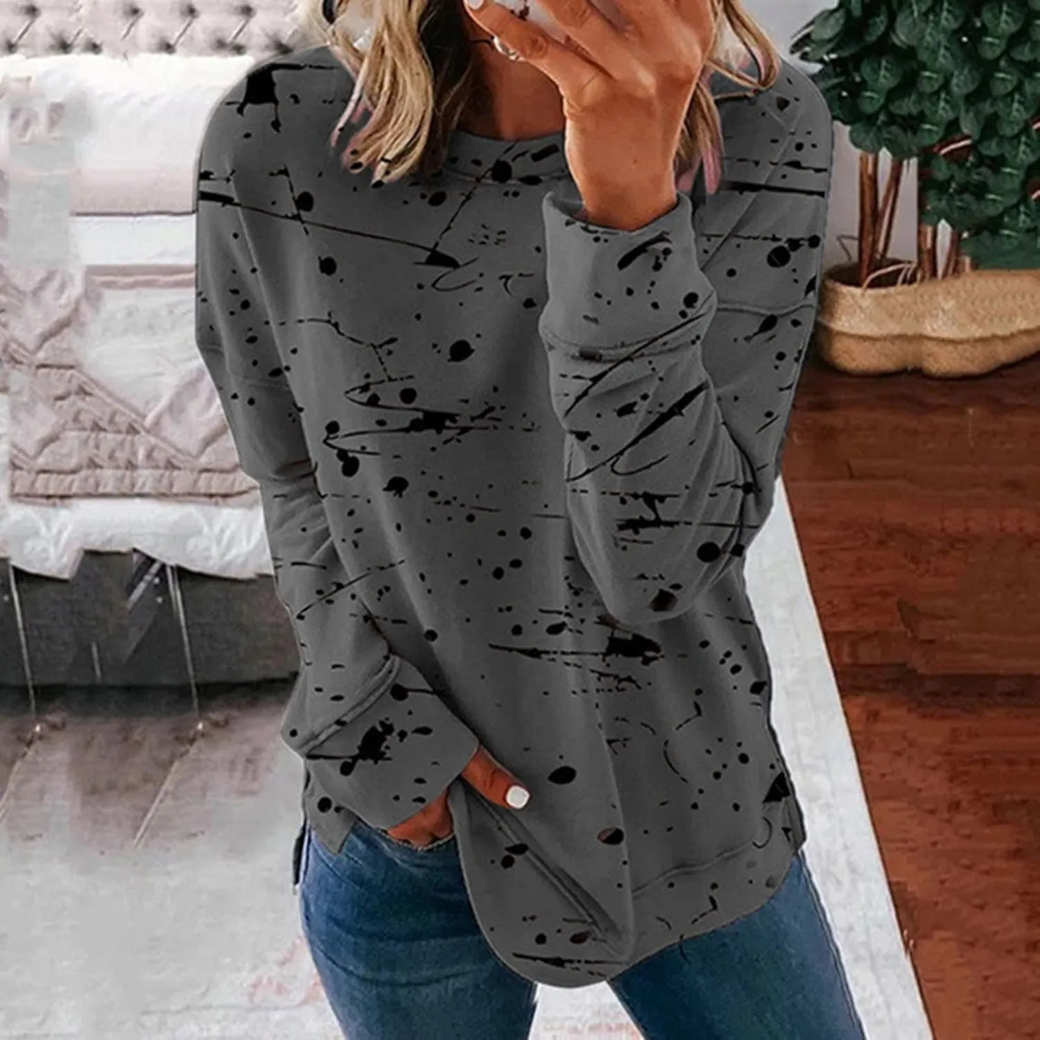 Graphic Tees for Women Vintage Fashion Long Sleeve Crewneck Sweatshirts Causal Fashion Blouse Loose Fall Pullover
