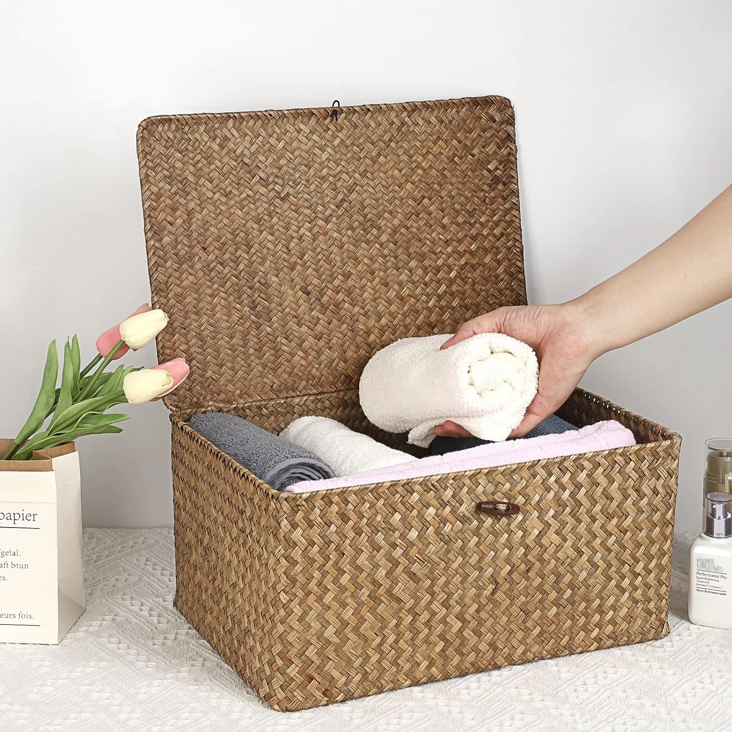 Hipiwe Wicker Shelf Baskets Bin with Lid, Handwoven Seagrass Basket Storage Bins Rectangular Household Basket Boxes for Shelf Wardrobe Home Organizer, Coffee X-Large