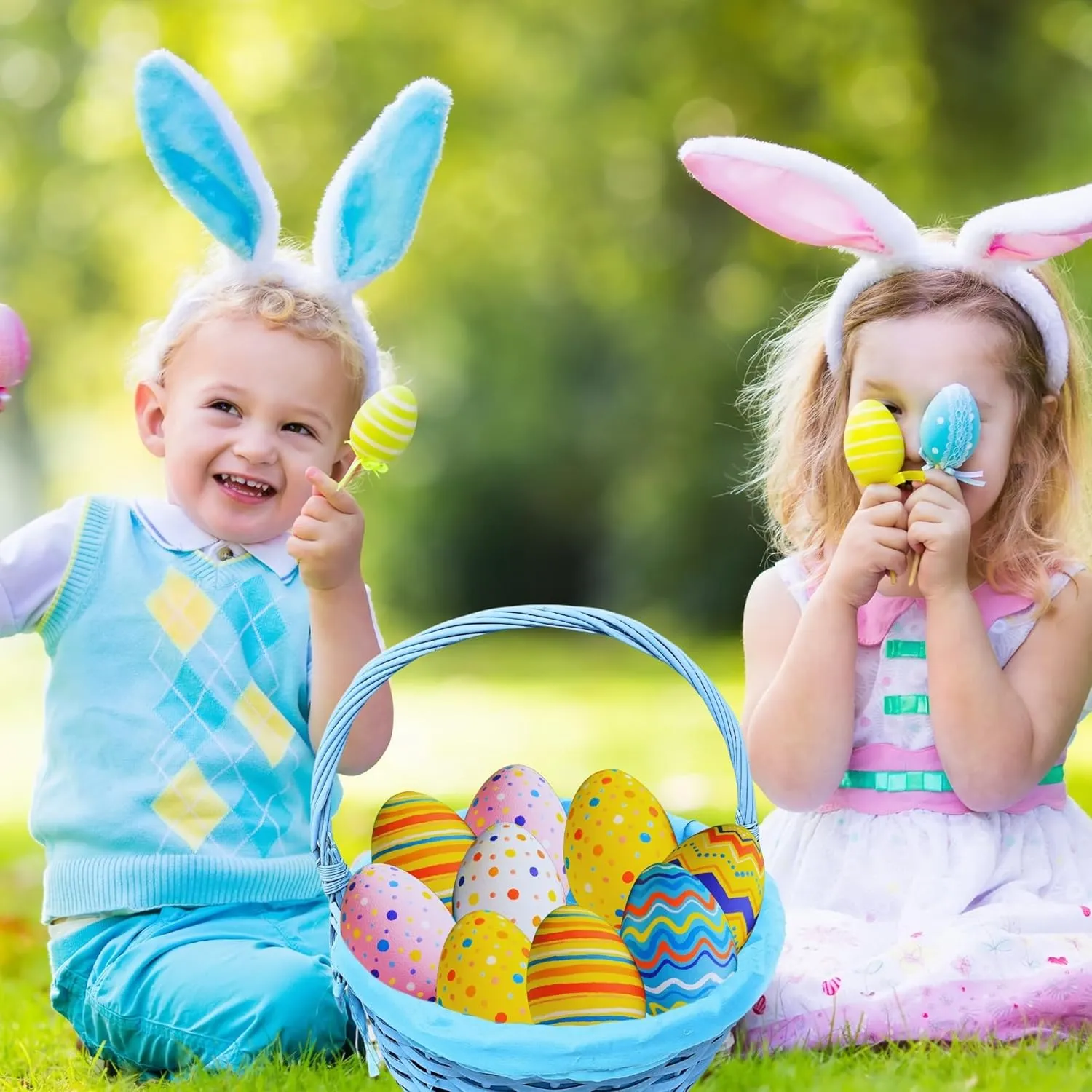 Ja'Cor Easter Basket with Handle, Empty Candy Storage Trick or Treat Bucket Egg Hunt Party Favor Gift Basket for Christmas Halloween Birthday Holiday 1 Pack (Blue Wicker w/Liner- Med)
