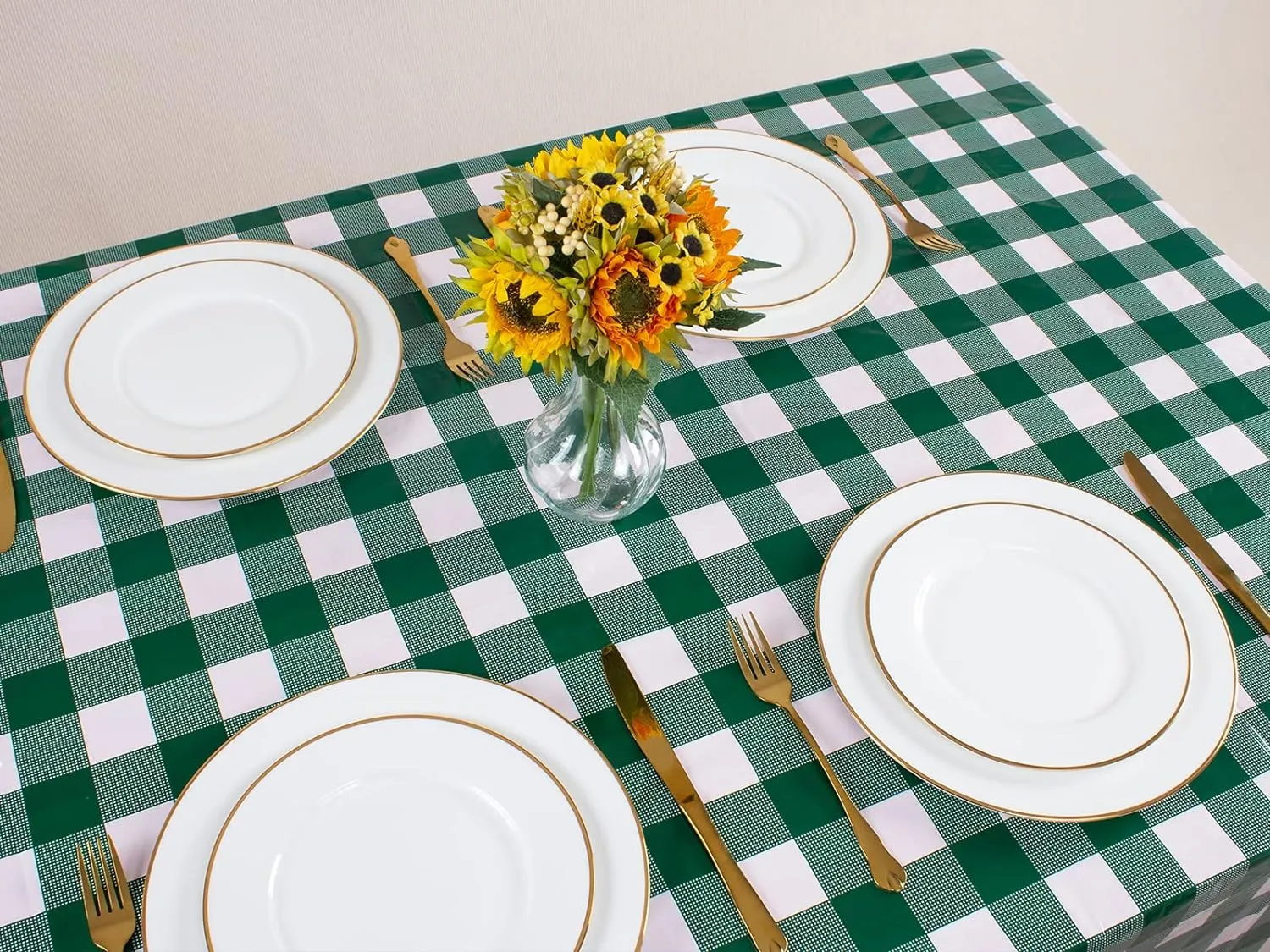 Kesfey 8 Packs Green and White Checkered Tablecovers 54 x 108 Inches Disposable Party Picnic Table Cloth SpillProof Plastic Gingham Tablecovers for Camping Decoration Party Favors