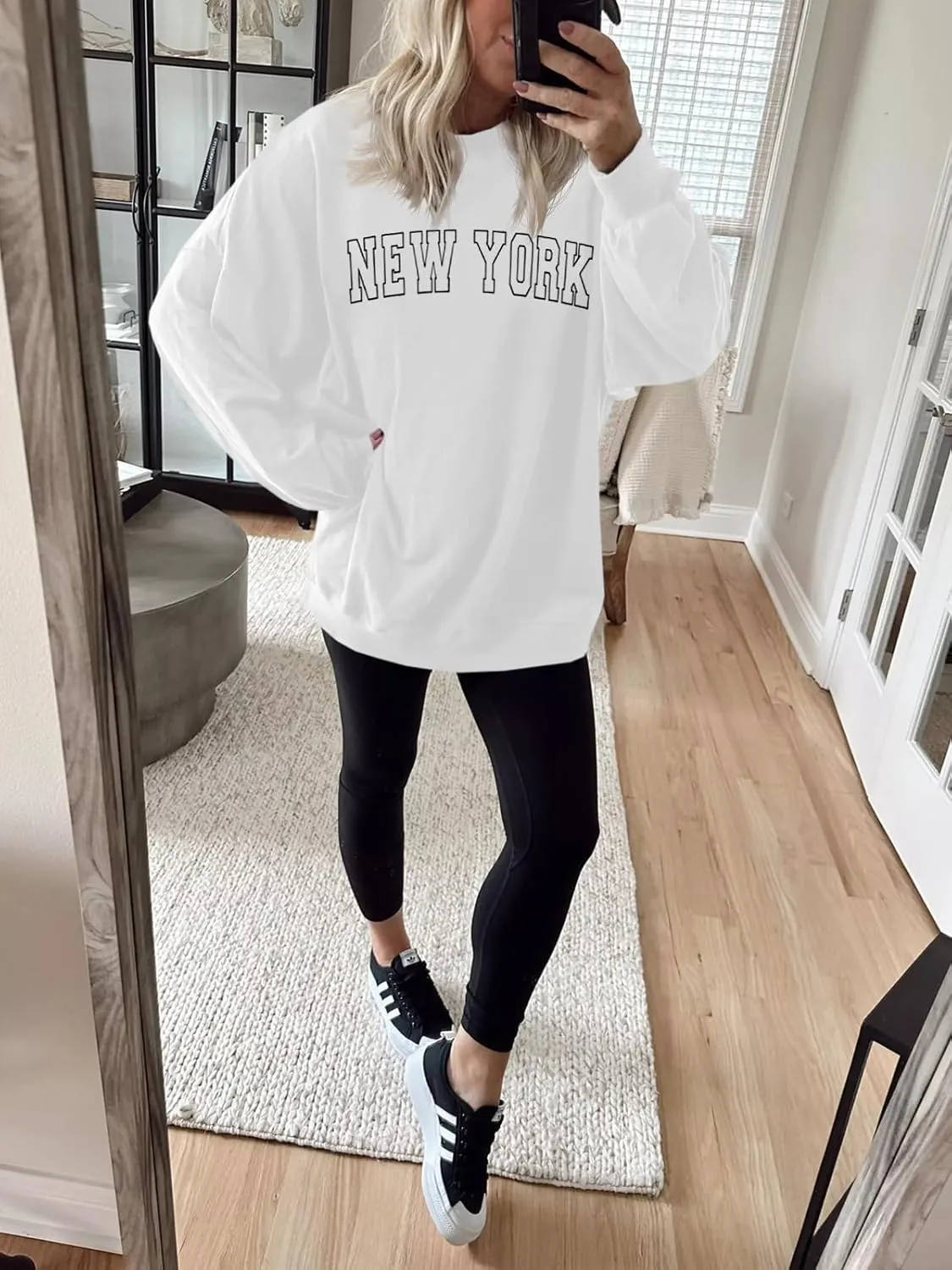 Langwyqu Women's Oversized Sweatshirt Los Angeles California Crewneck Long Sleeve Casual Loose Pullover Tops