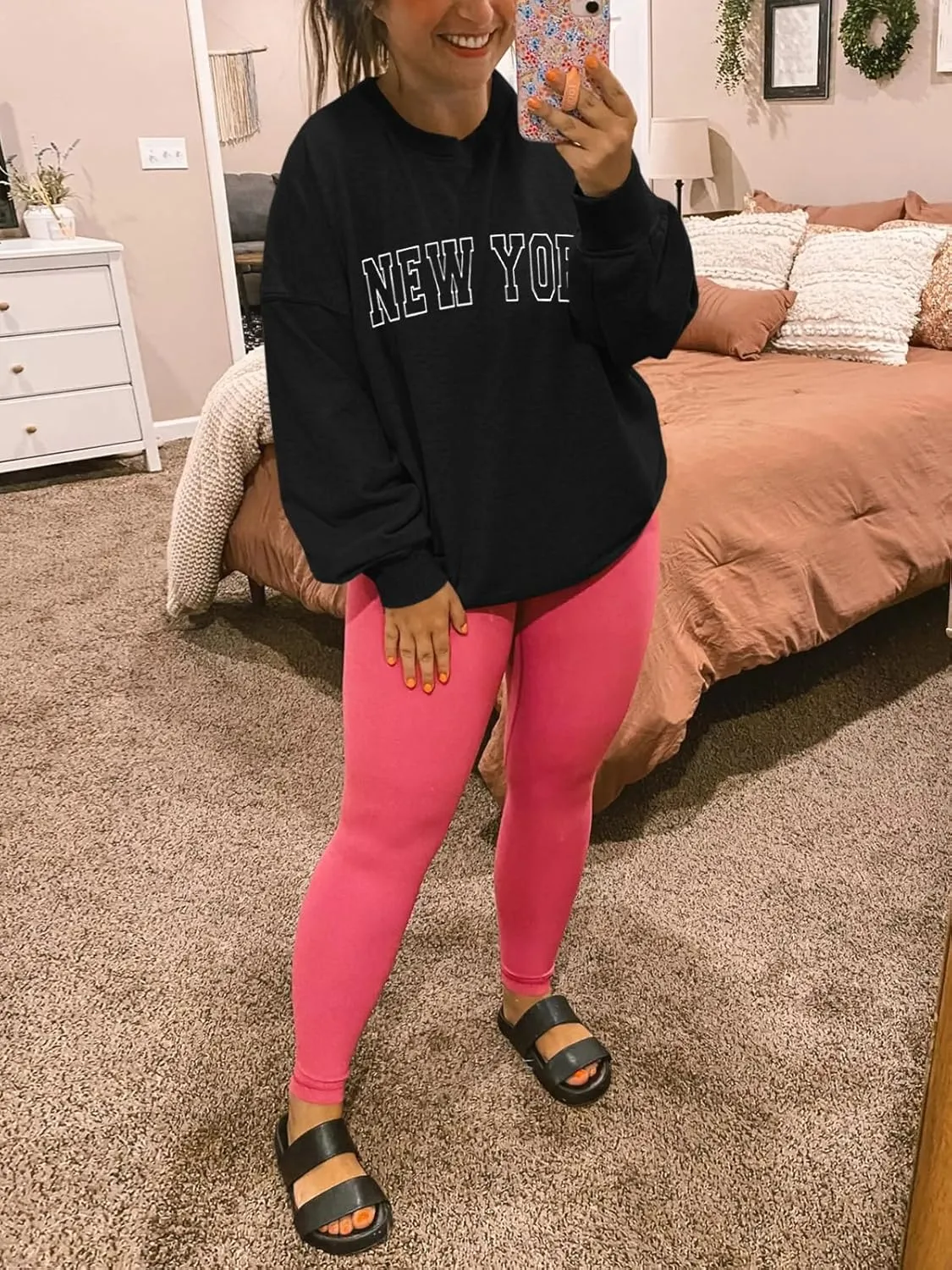 Langwyqu Women's Oversized Sweatshirt Los Angeles California Crewneck Long Sleeve Casual Loose Pullover Tops