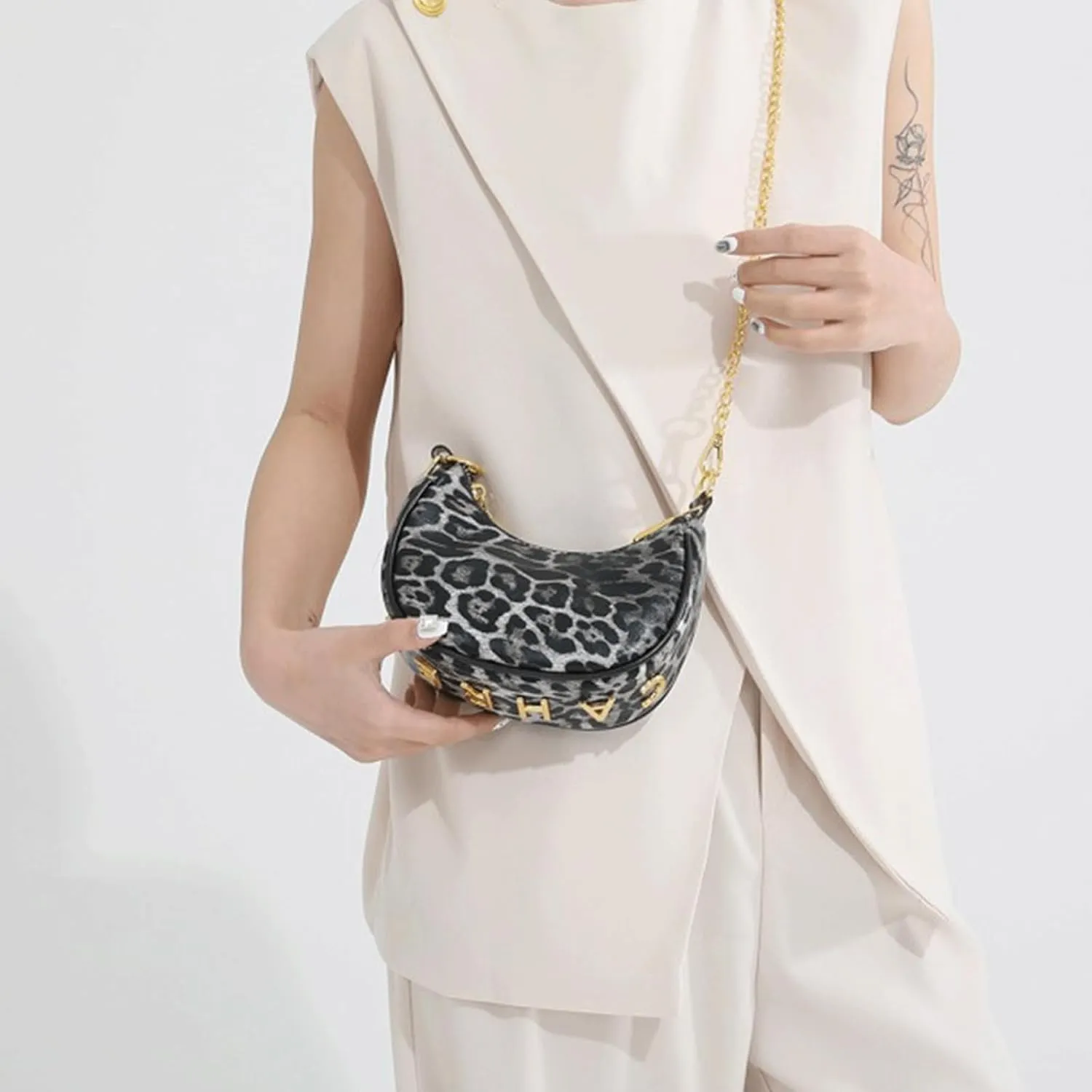 Leopard Purse Fringe Cheetah Print Shoulder Bag Crossbody Y2K Mini Handbag Wedding Evening Bag with Gold Chain for Women