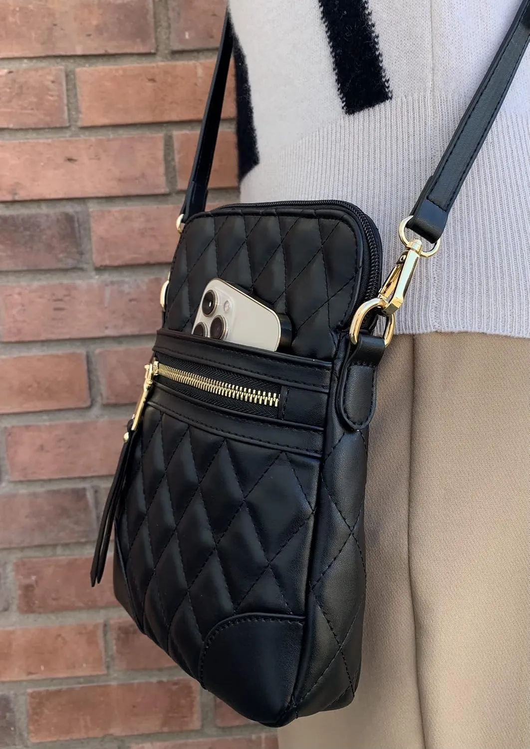lola mae Small Quilted Crossbody Bag for Women Phone Pocket Shoulder Handbag Zipper Closure