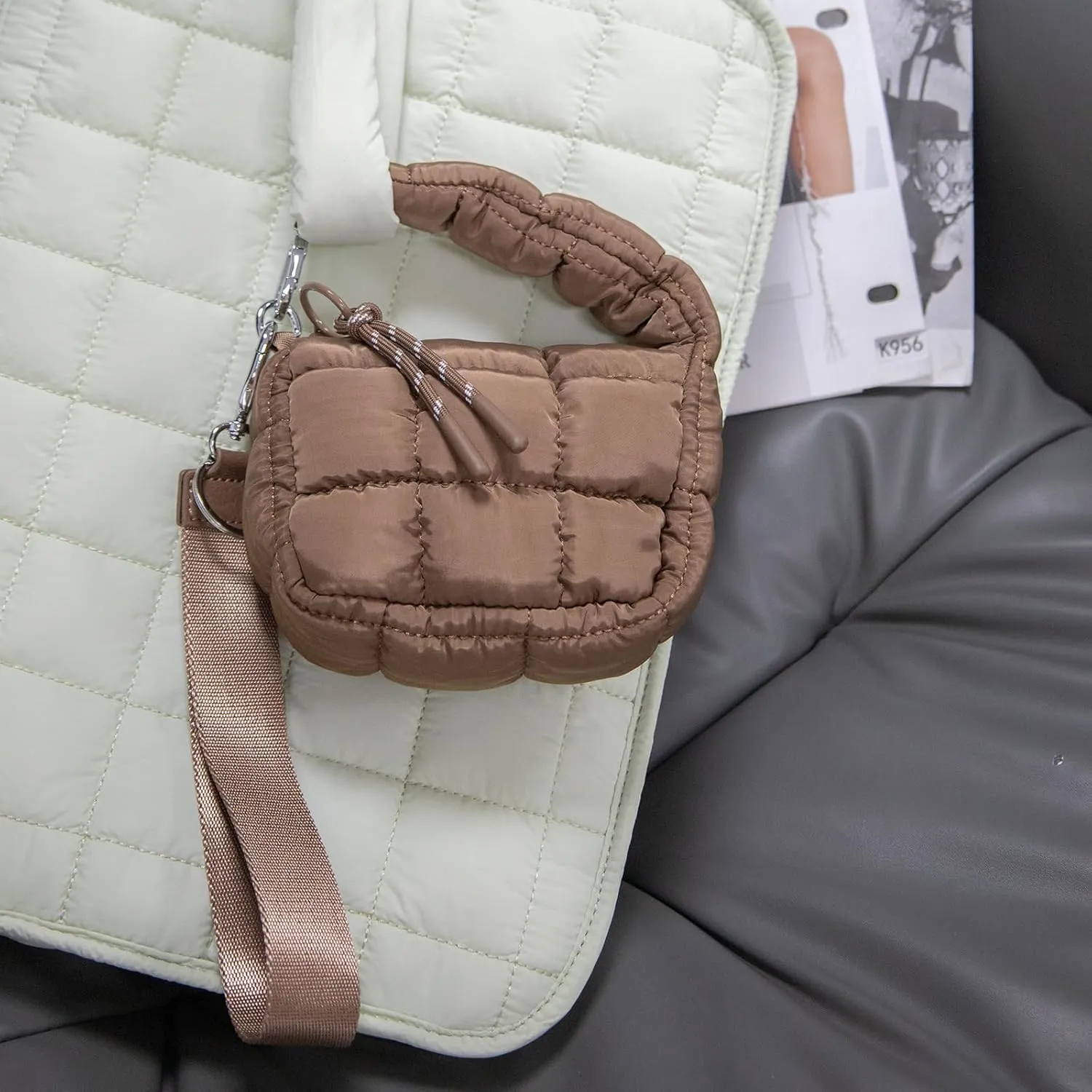 Mini Quilted Wristlet Bag for Women, Puffer Handbags,Evening Bags,Charm Lipstick Bag,Cute bag Charm for Gift