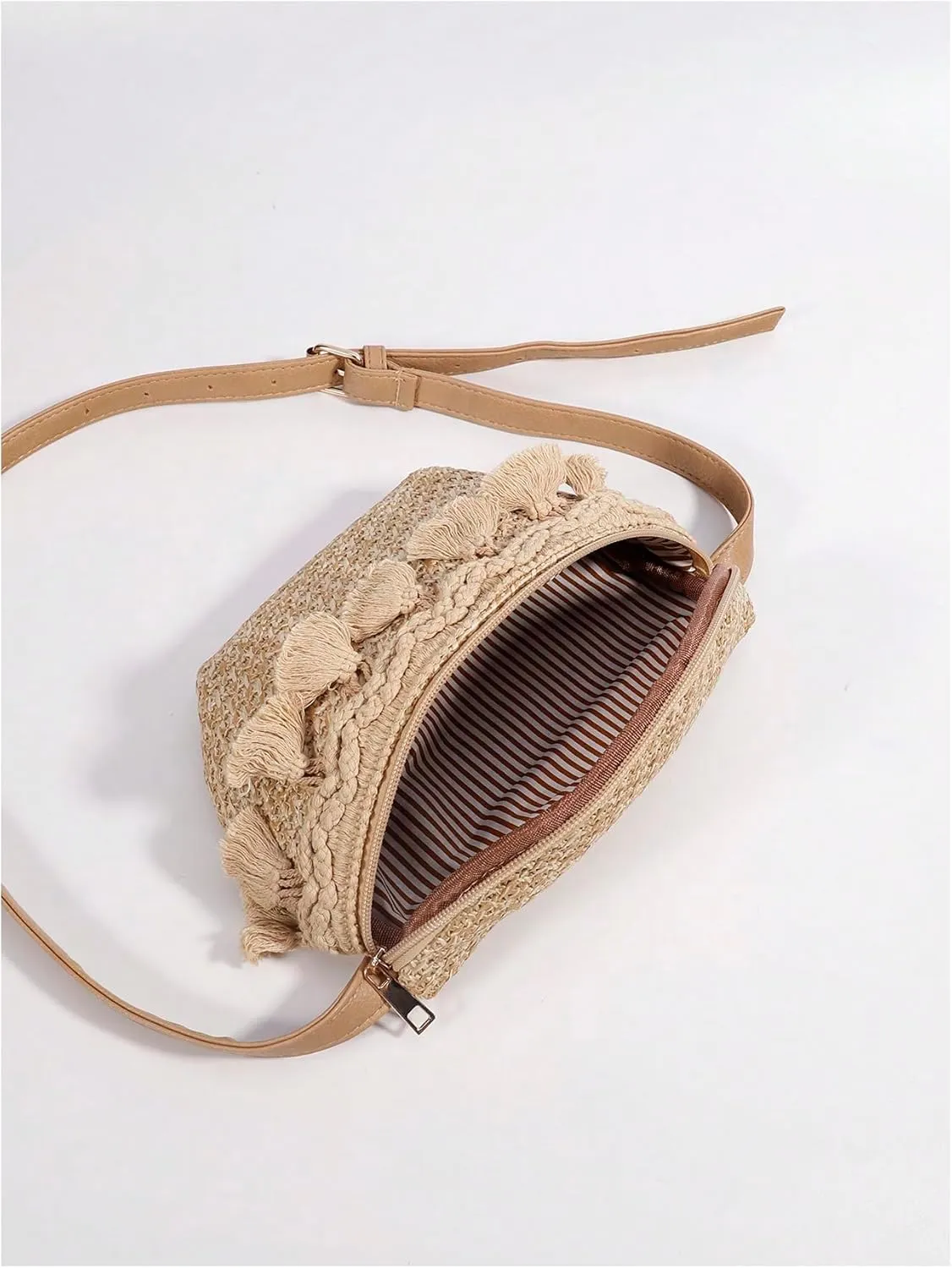 SHENHE Women's Fringe Straw Crossbody Bag Beach Travel Boho Tassel Sling Bag Shoulder Purse