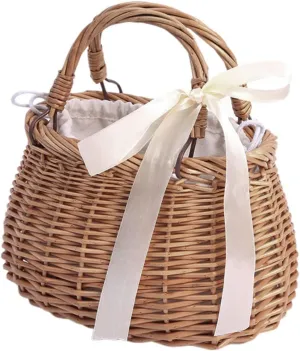 Traditional Handmade Woven Basket Rural Style Hand Basket for Flower and Storage