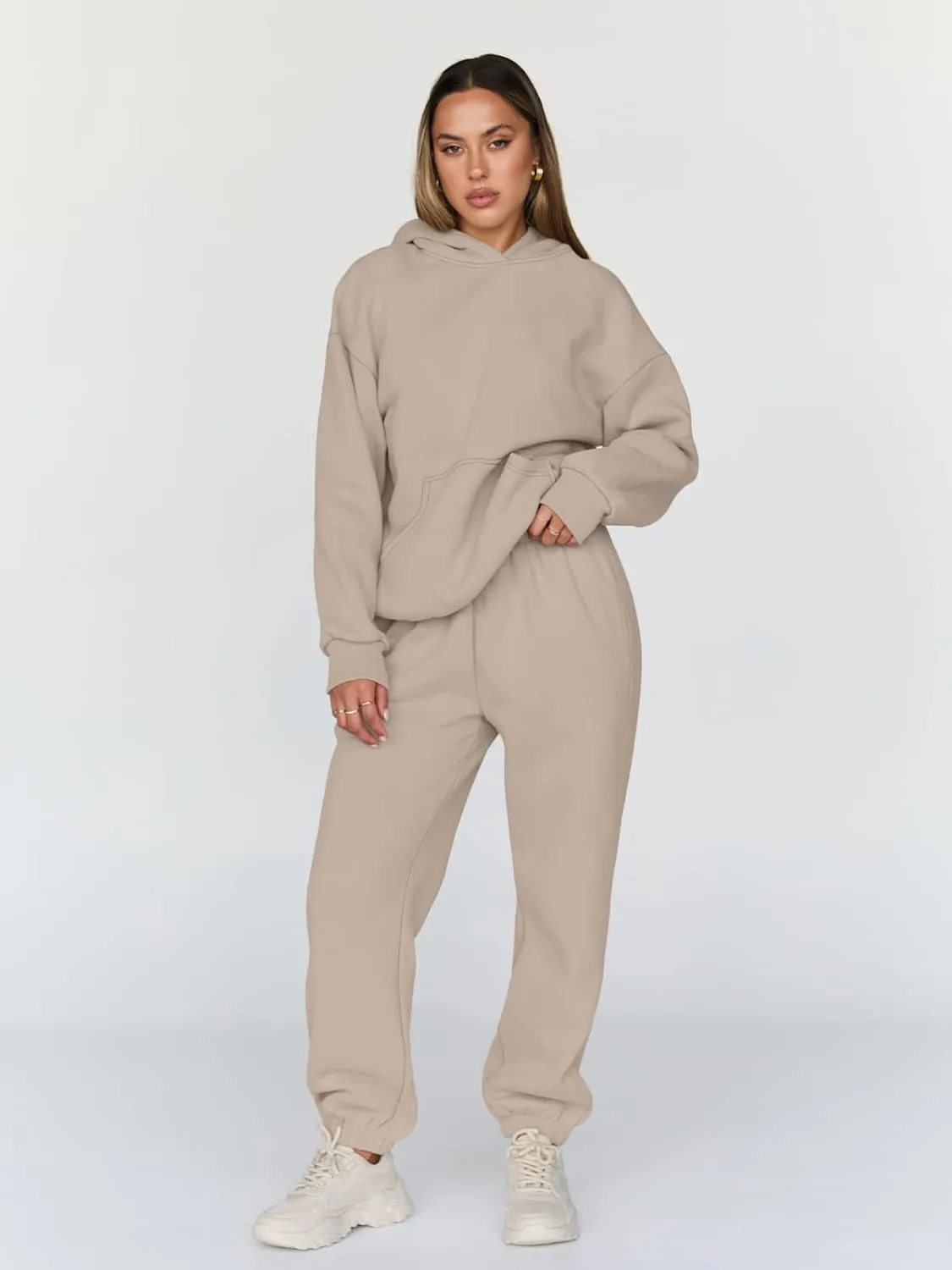 Trendy Queen Sweatsuits Women 2 Piece Outfit Two Piece Lounge Sets Hoodies and Sweatpants Fall Fashion Clothes 2025 Tracksuit
