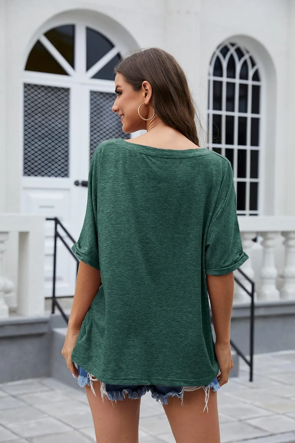UNCLECAT Women's V Neck Oversized T-Shirts Summer Short Sleeve Shirts Loose Casual Tops Tee