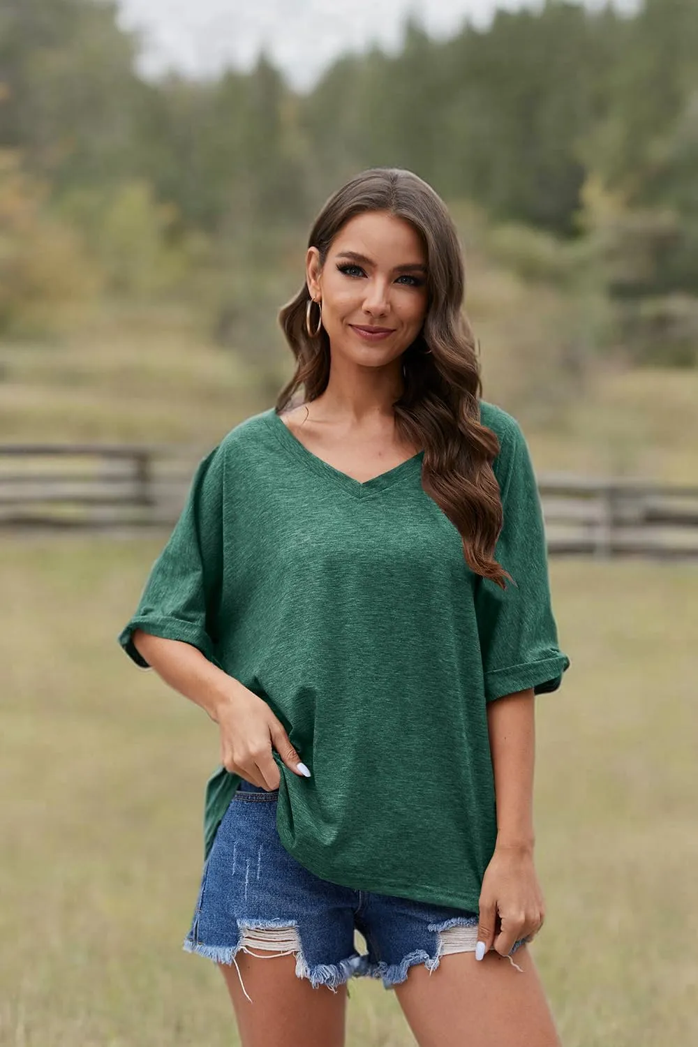 UNCLECAT Women's V Neck Oversized T-Shirts Summer Short Sleeve Shirts Loose Casual Tops Tee