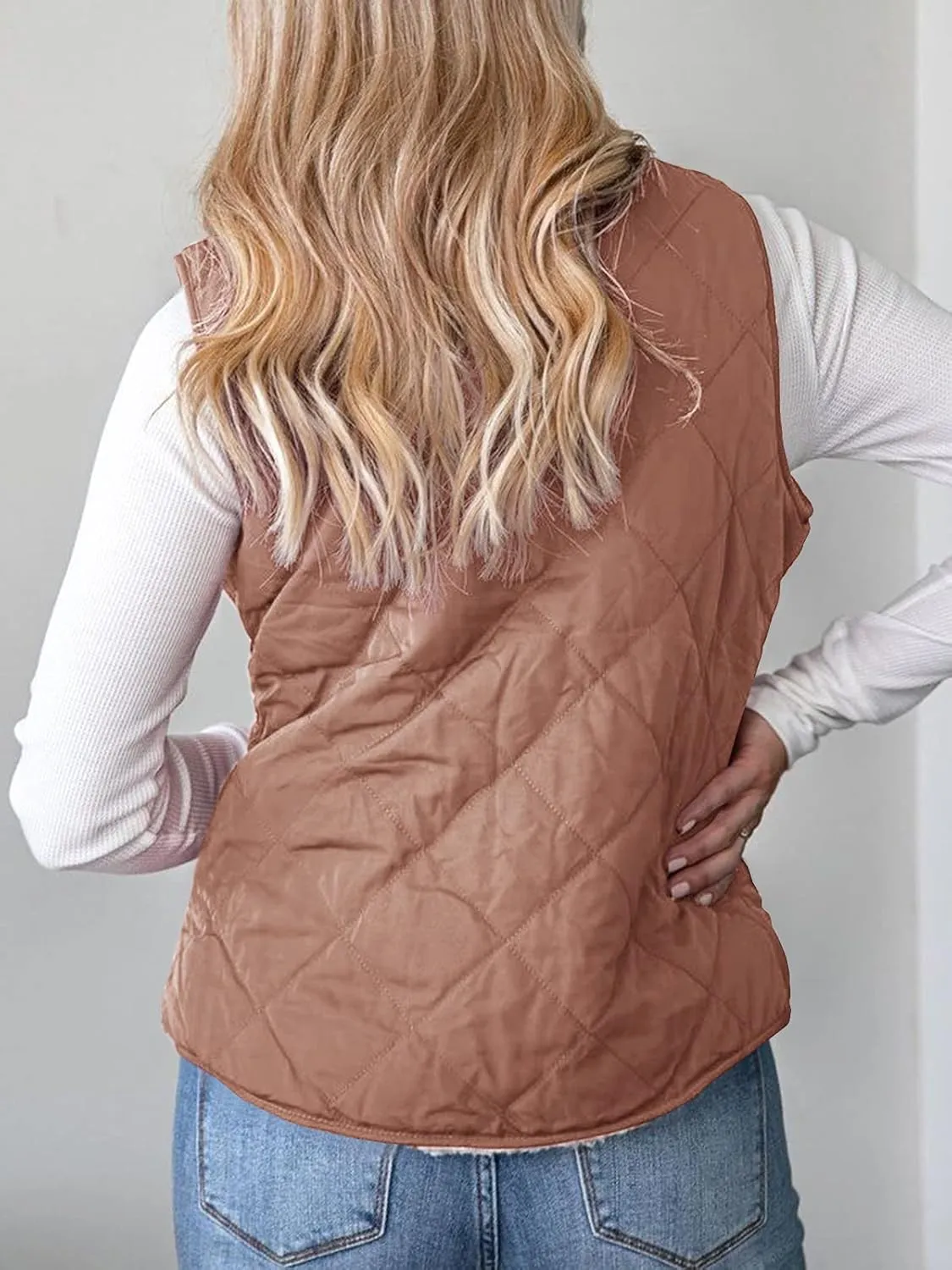 Valphsio Women's Reversible Sherpa Vest Quilted Zip Fleece Padded Gilet with Pockets