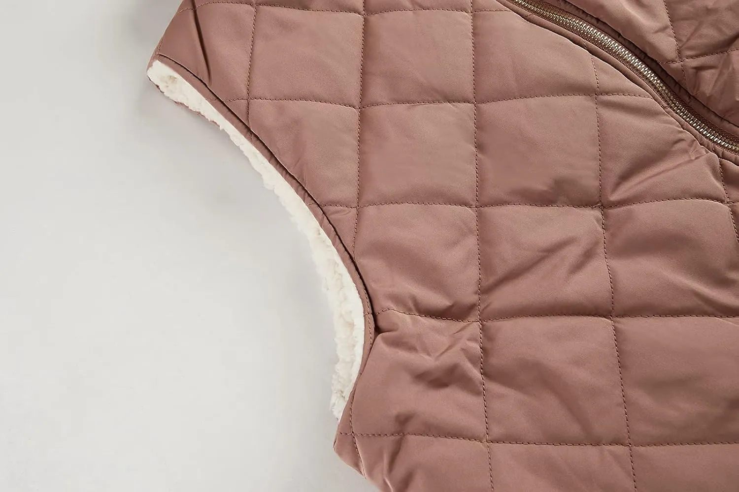 Valphsio Women's Reversible Sherpa Vest Quilted Zip Fleece Padded Gilet with Pockets