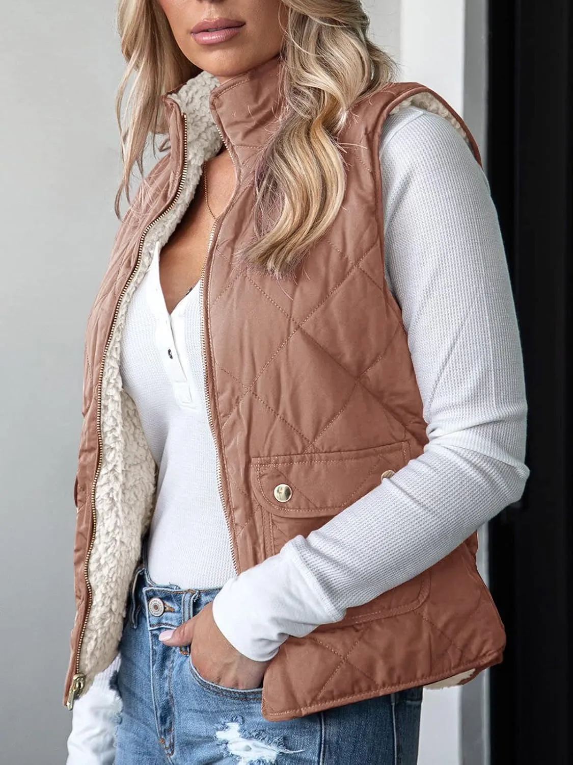 Valphsio Women's Reversible Sherpa Vest Quilted Zip Fleece Padded Gilet with Pockets