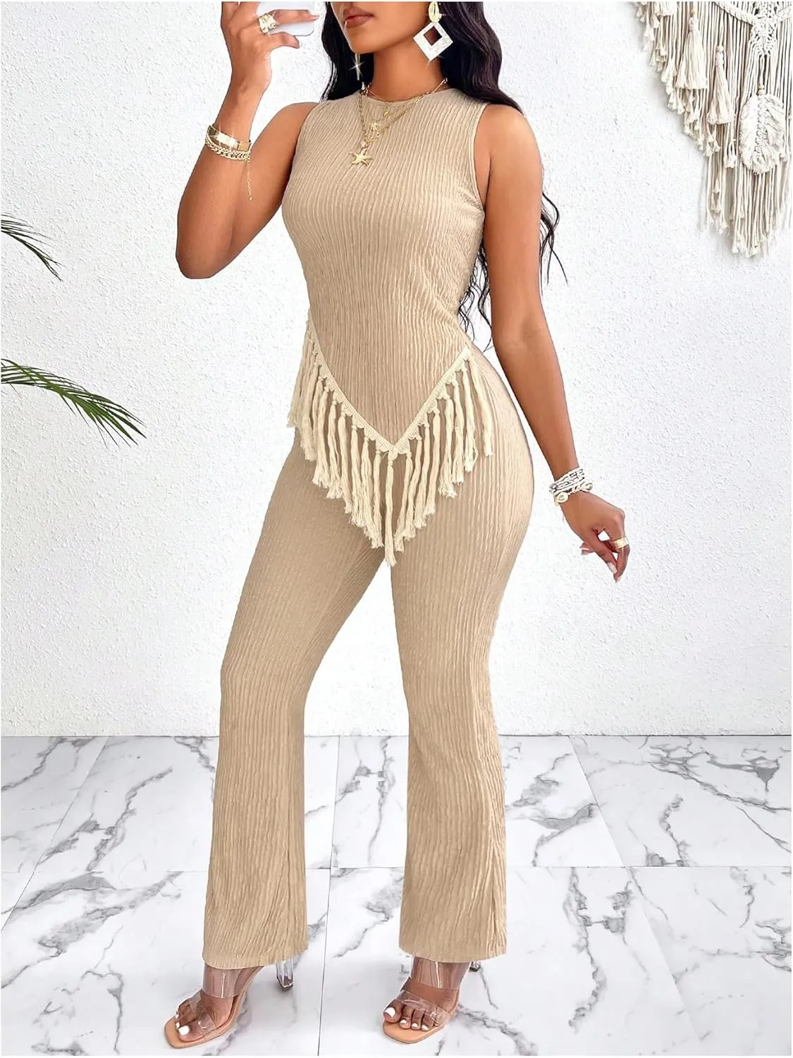 WDIRARA Women's Sleeveless 2 Piece Outfits Asymmetrical Textured Clothing Sets Fringe Tank Top and Pants Set